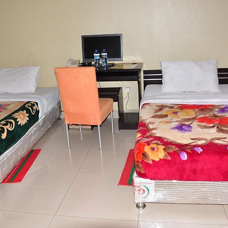 Unik Hotel Kireka Εξωτερικό φωτογραφία