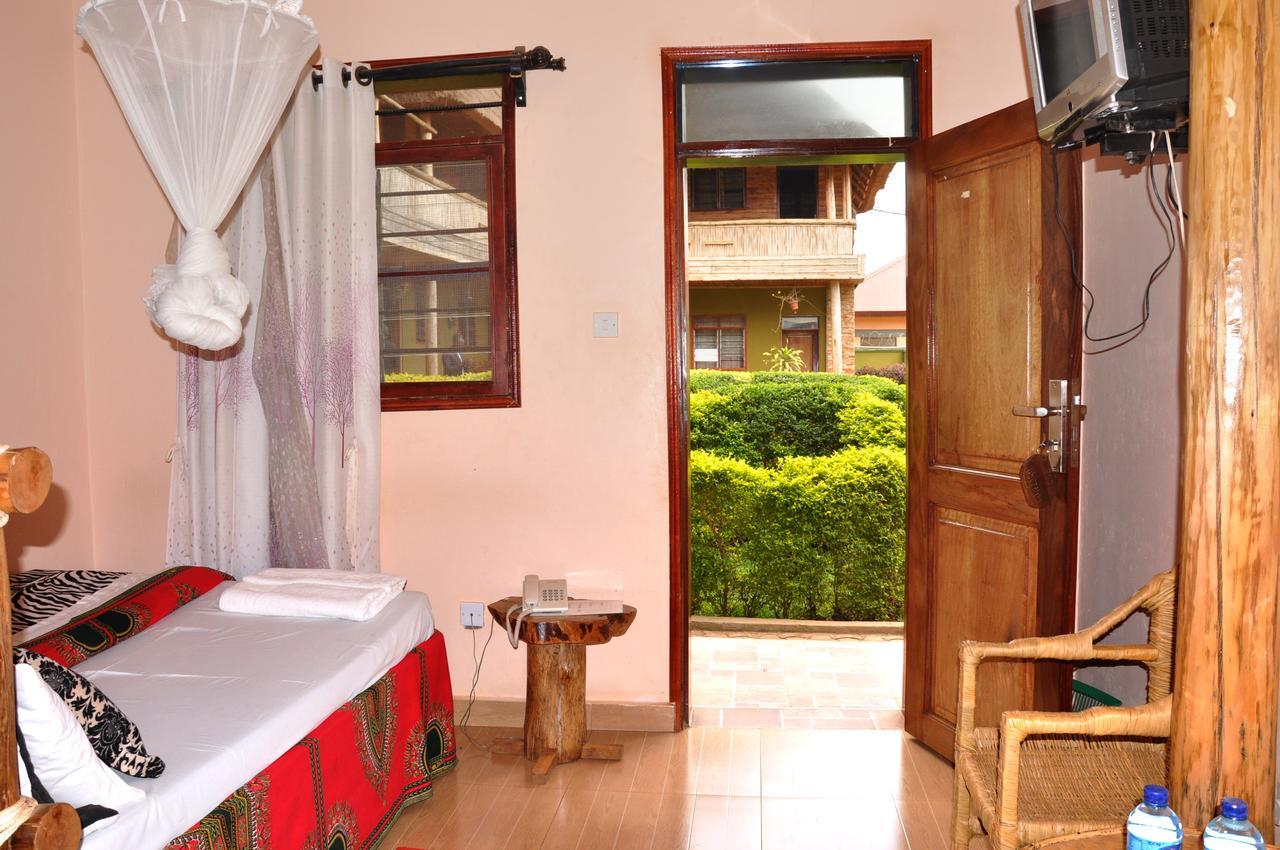 Unik Hotel Kireka Εξωτερικό φωτογραφία