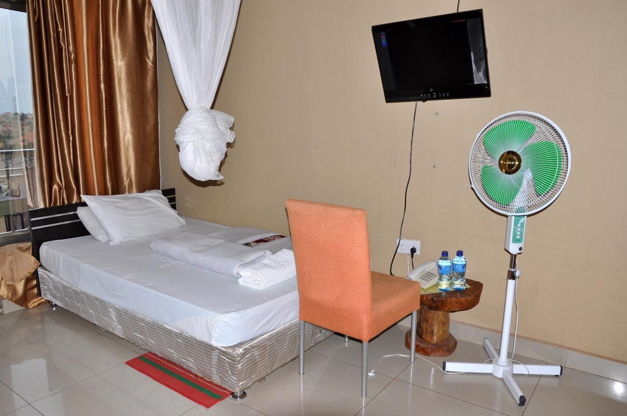Unik Hotel Kireka Εξωτερικό φωτογραφία