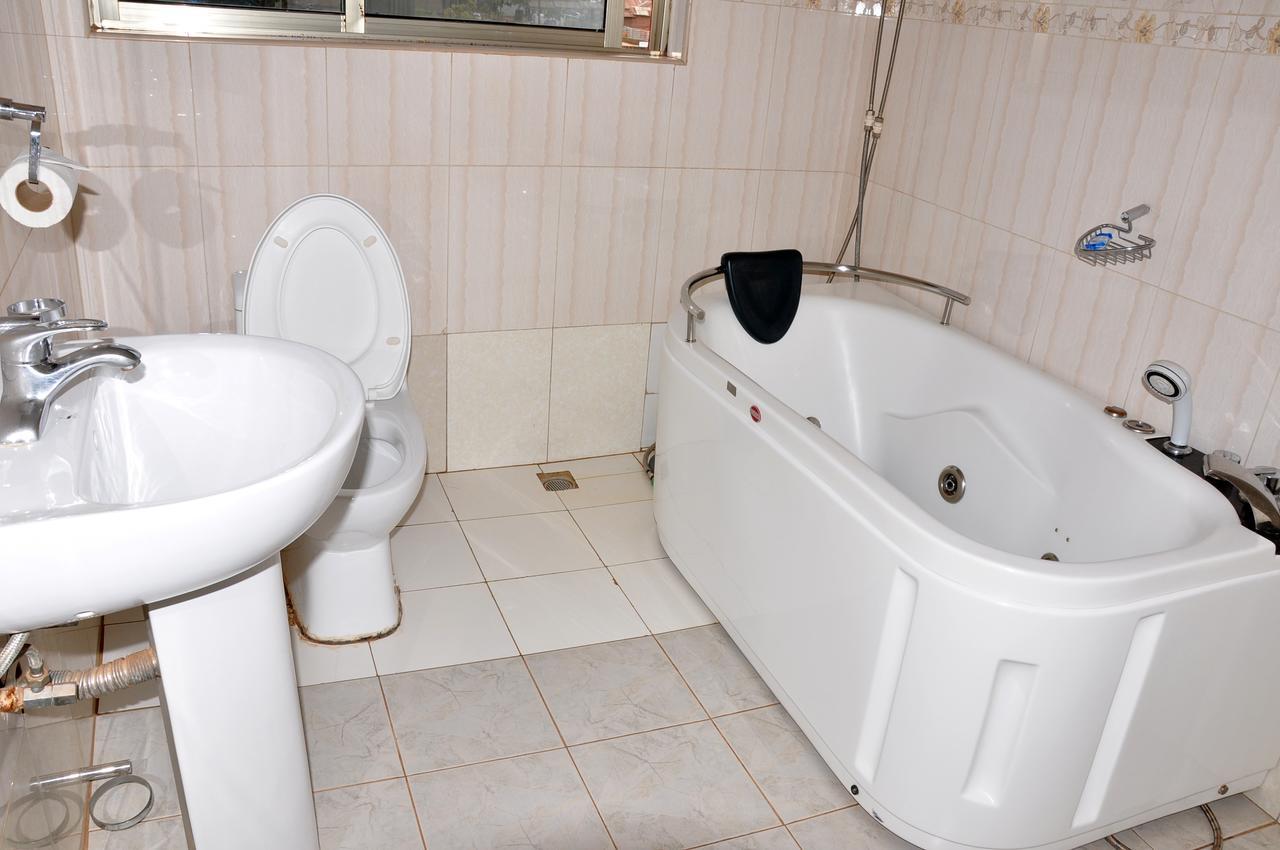Unik Hotel Kireka Εξωτερικό φωτογραφία